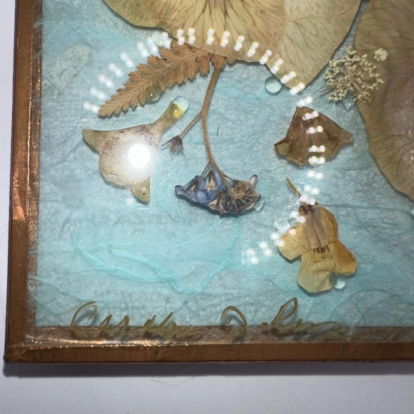 Vintage Dried Press Flowers Glass Square Trivet Signed - Picture 8 of 8